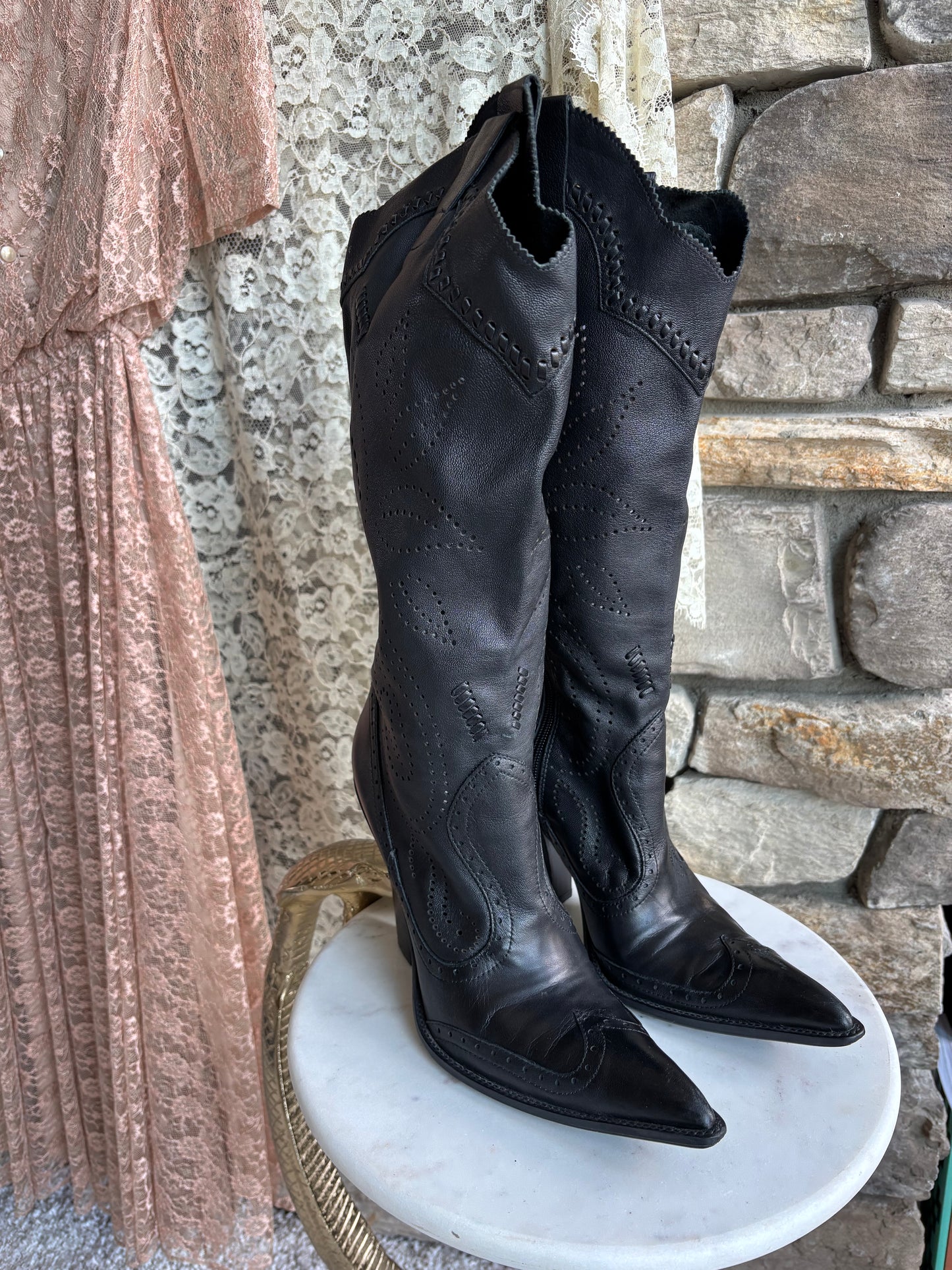 Vintage Black Western Boots – Ladies size 8.5