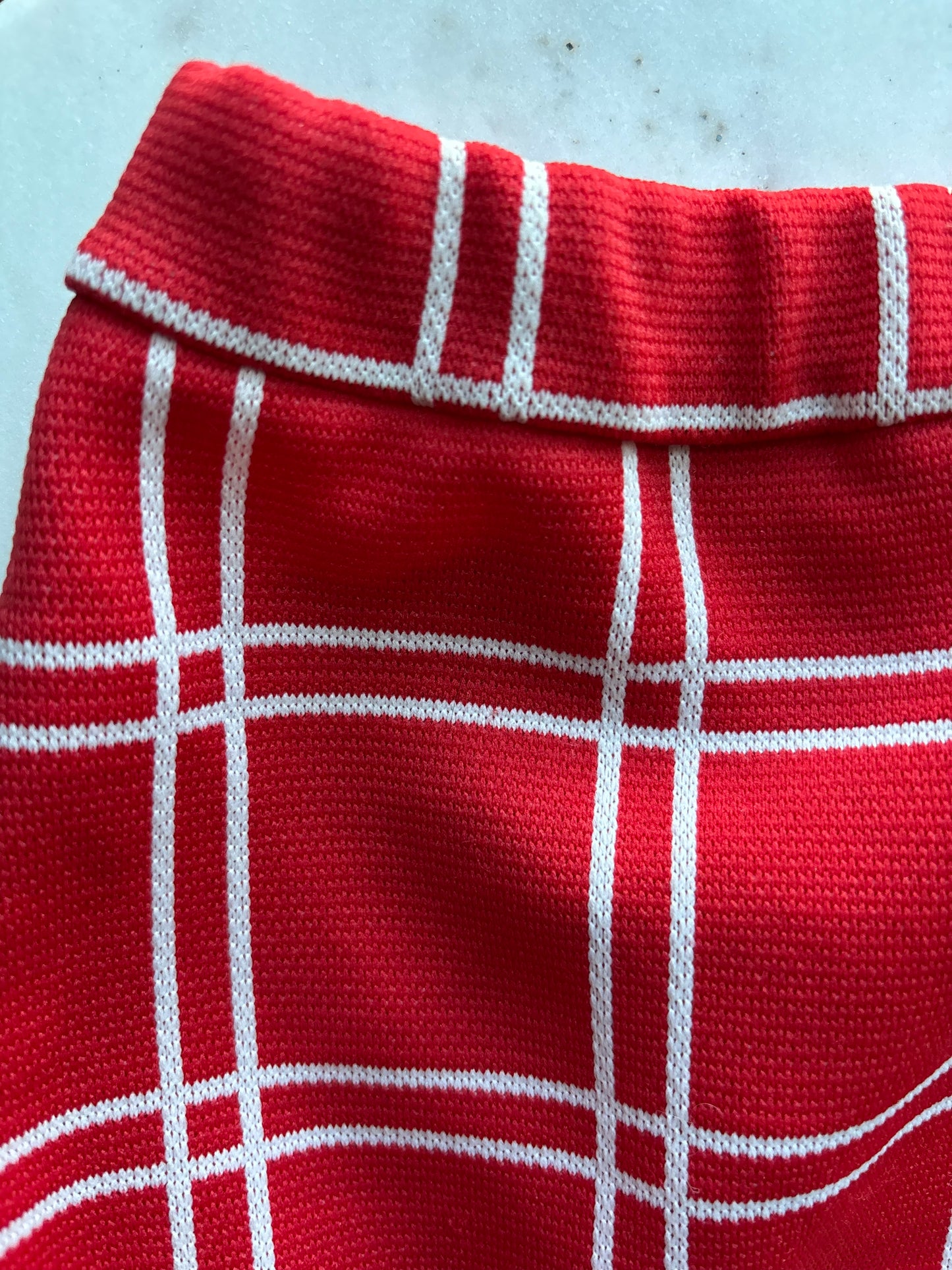 70s Cropped Trousers — Red Windowpane Plaid Checker Pants— S/XS