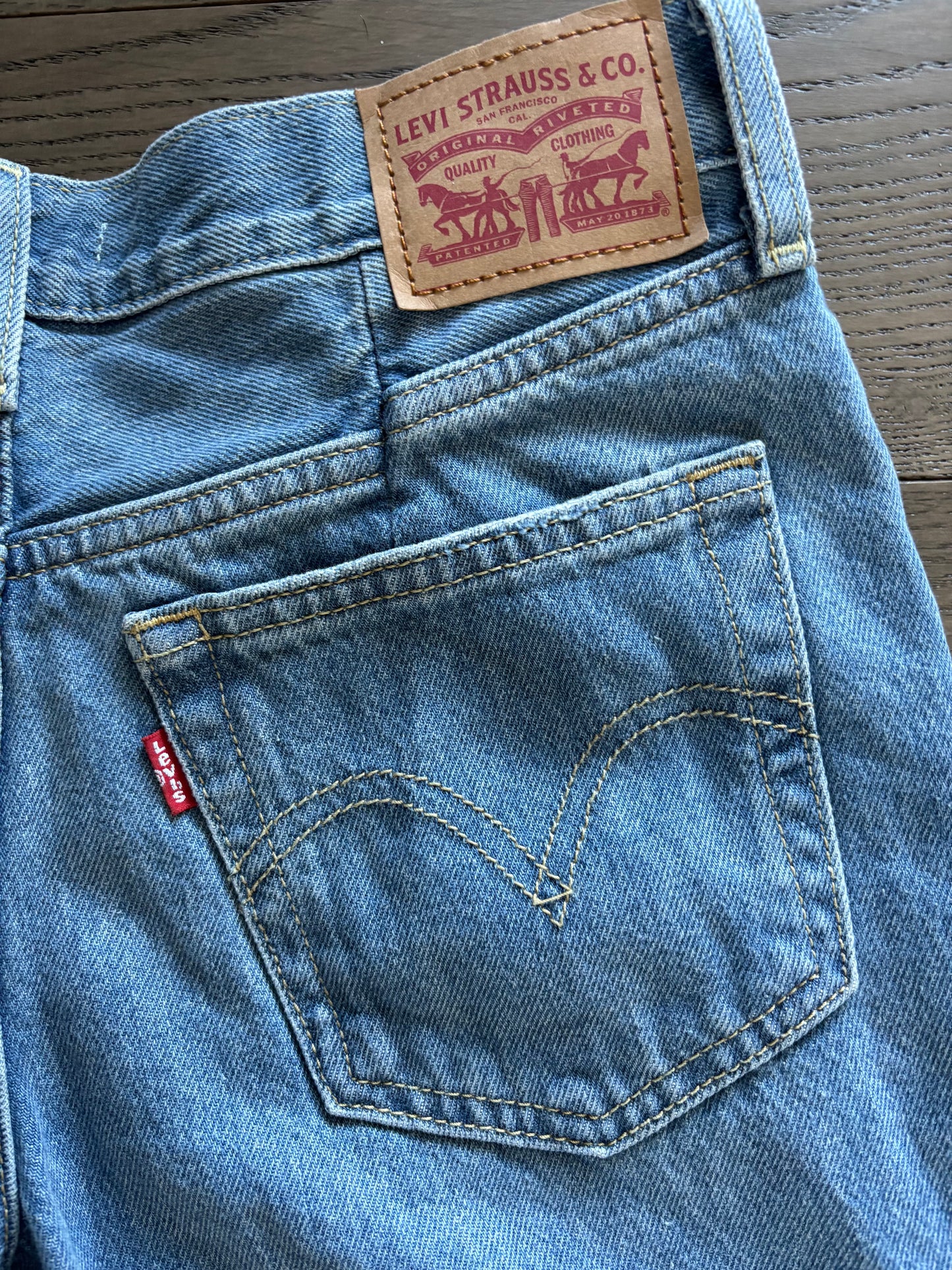 Levi’s 94 Baggy Wide Leg Panel Jeans—Sz 26W x 31L