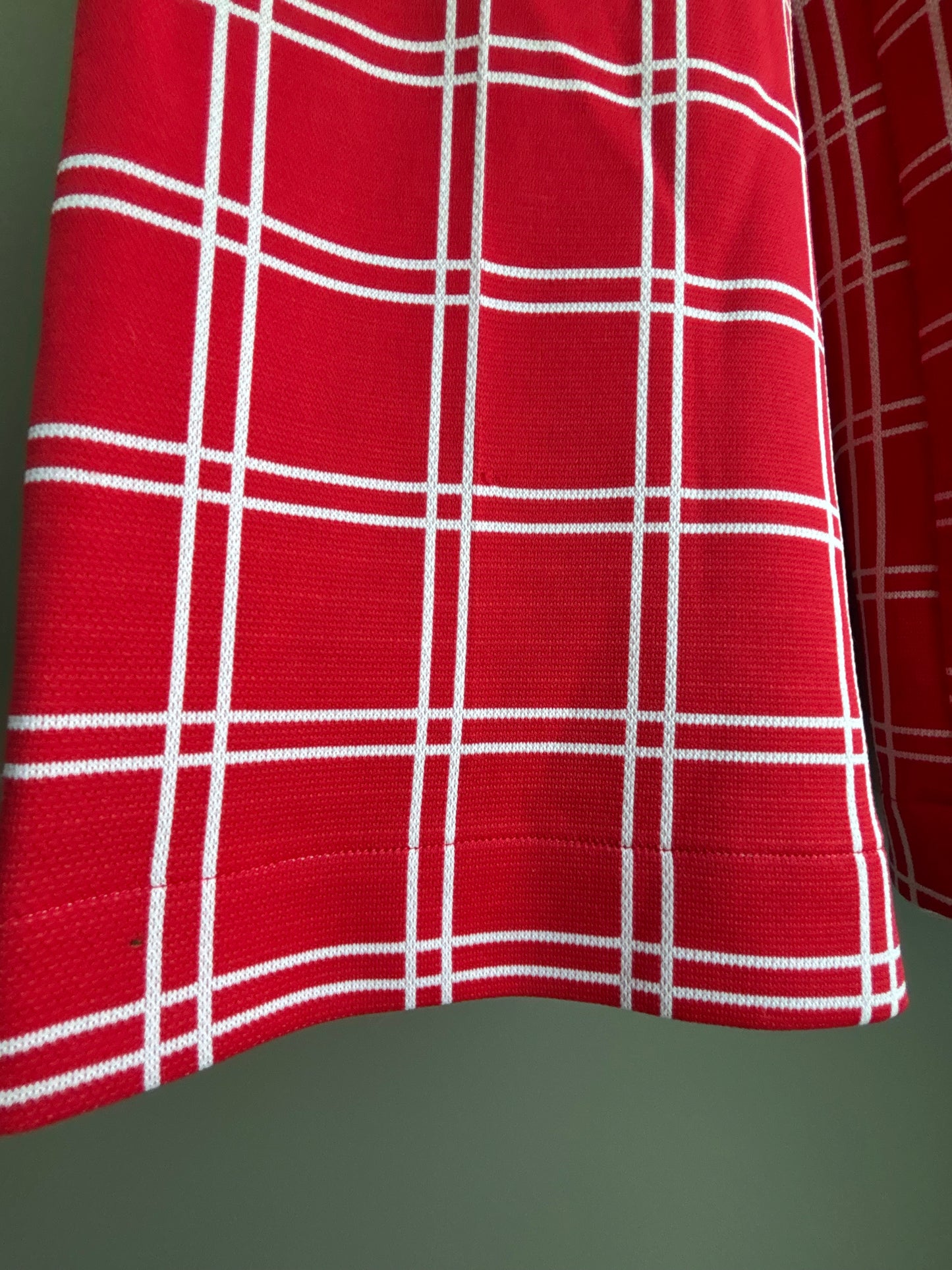 70s Cropped Trousers — Red Windowpane Plaid Checker Pants— S/XS