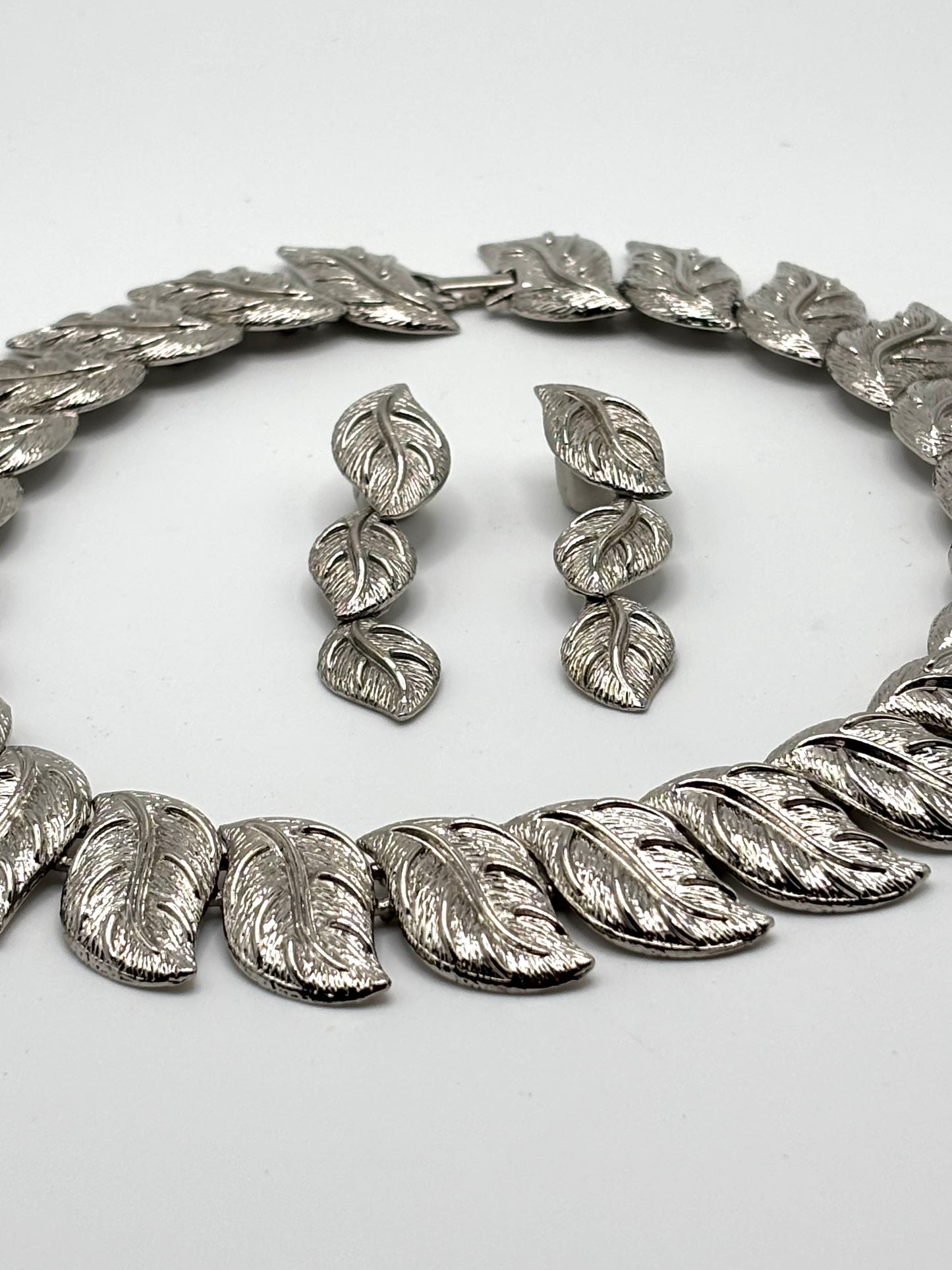 Vintage Botanical Leaf Statement Necklace & Earrings — 3 Pce Set